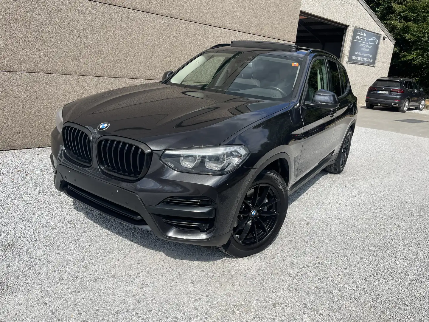 BMW X3 X3 2.0 d sDrive18 Panoramic Noir - 1