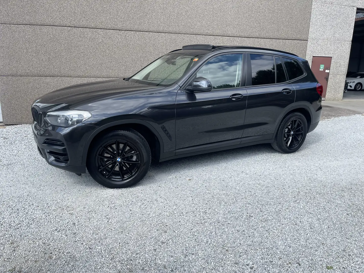 BMW X3 X3 2.0 d sDrive18 Panoramic Noir - 2