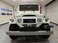 Toyota Land Cruiser FJ 40 - ECCELSA - AUTOVETTURA 6 POSTI (1972) Weiß - thumbnail 2