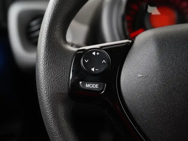 Peugeot 108 view 7