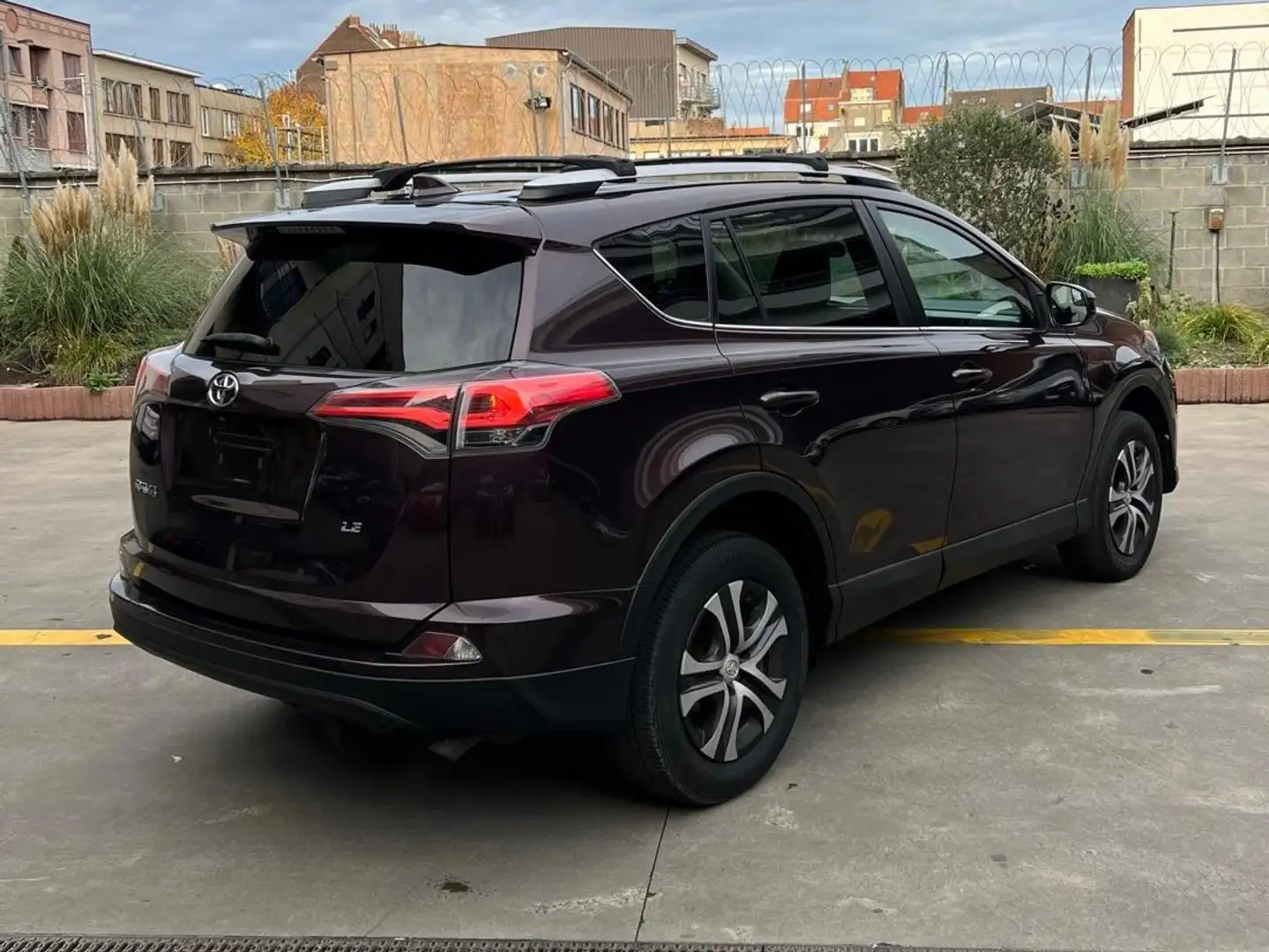 Toyota RAV 4 ONLY FOR EXPORT OUT OF EUROPE Mauve - 2