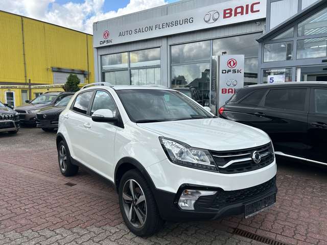 Imagine SsangYong Korando Crystal 4x2*Vollausstattung*AHK*1. Hand*wenig Km