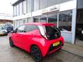 Toyota Aygo 1.0 VVT-i x-play Rouge - thumbnail 3