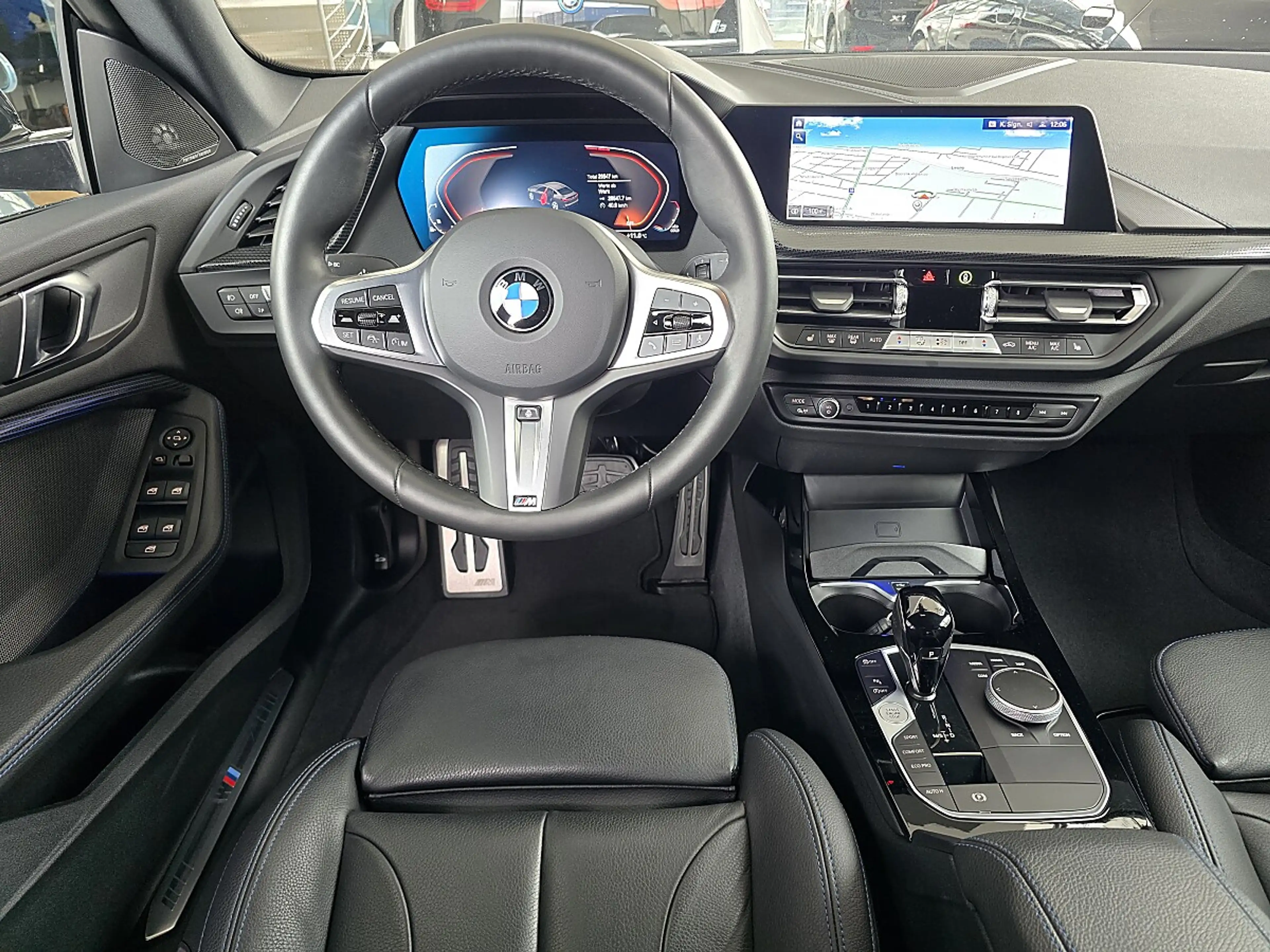 BMW 218 i Gran Coupe Aut. M Aerodynamikpaket Vollleder — photo 9