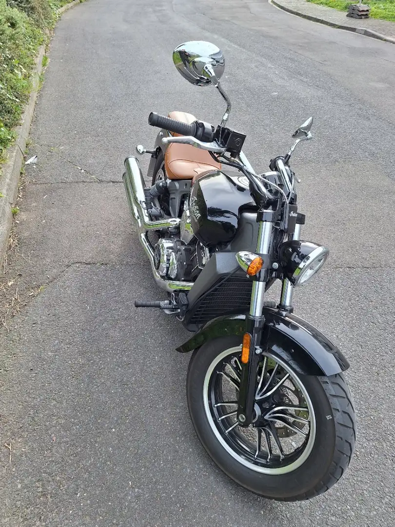 Indian Scout 1133 Thunder Black Černá - 2