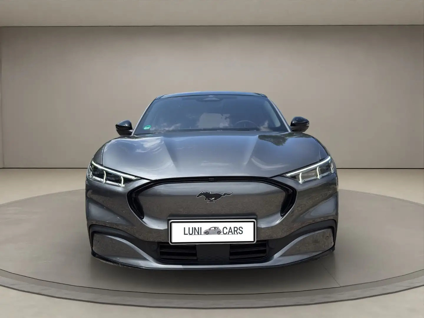 Ford Mustang Mach-E AWD 99 kw/h /AHK / Panorama Сірий - 2