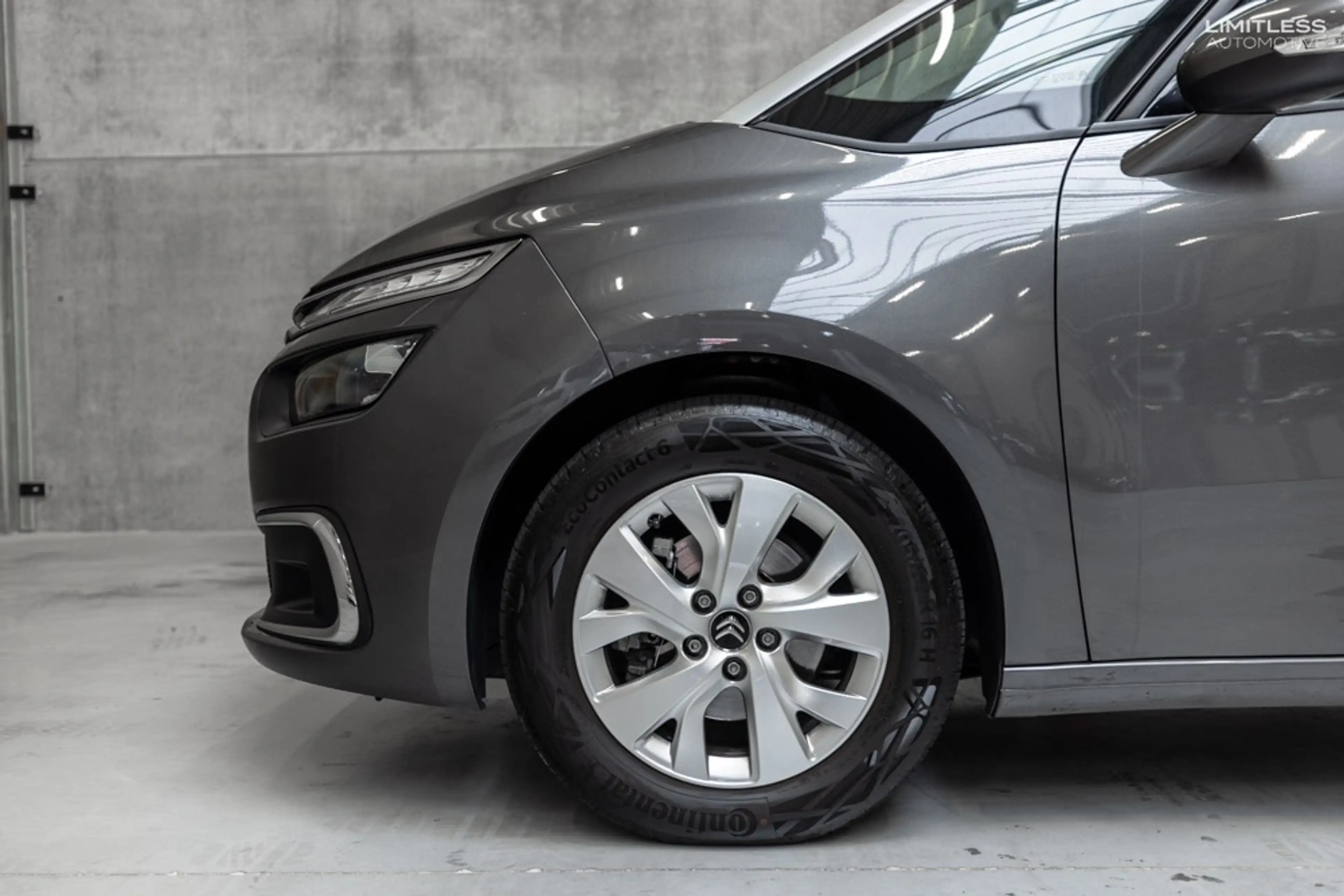 Citroen C4 SpaceTourer 7 Seats / First Owner — photo 8