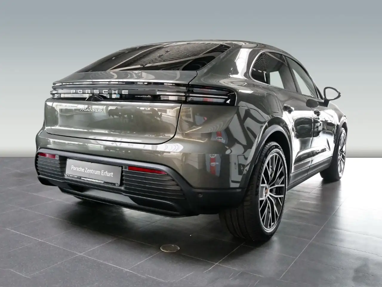 Porsche Macan 2026 — фото 6