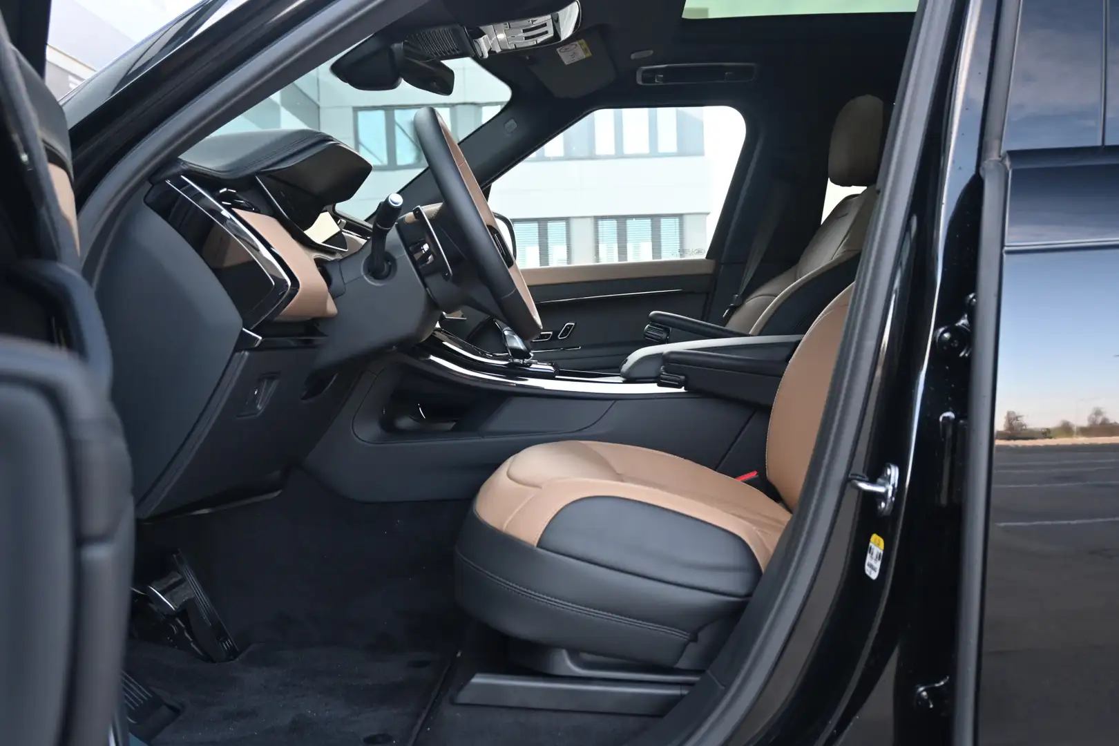 Land Rover Range Rover Sport 3.0 P460e Dynamic SE PHEV Schwarz - 2