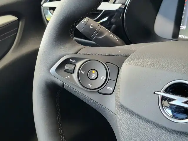 Opel Corsa view 13