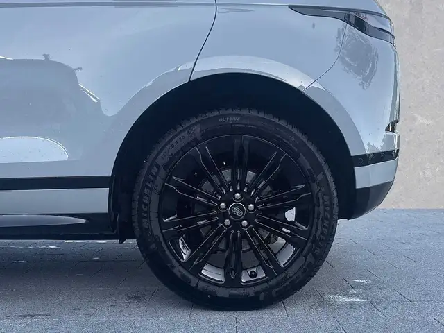 Land Rover Range Rover Evoque view 9