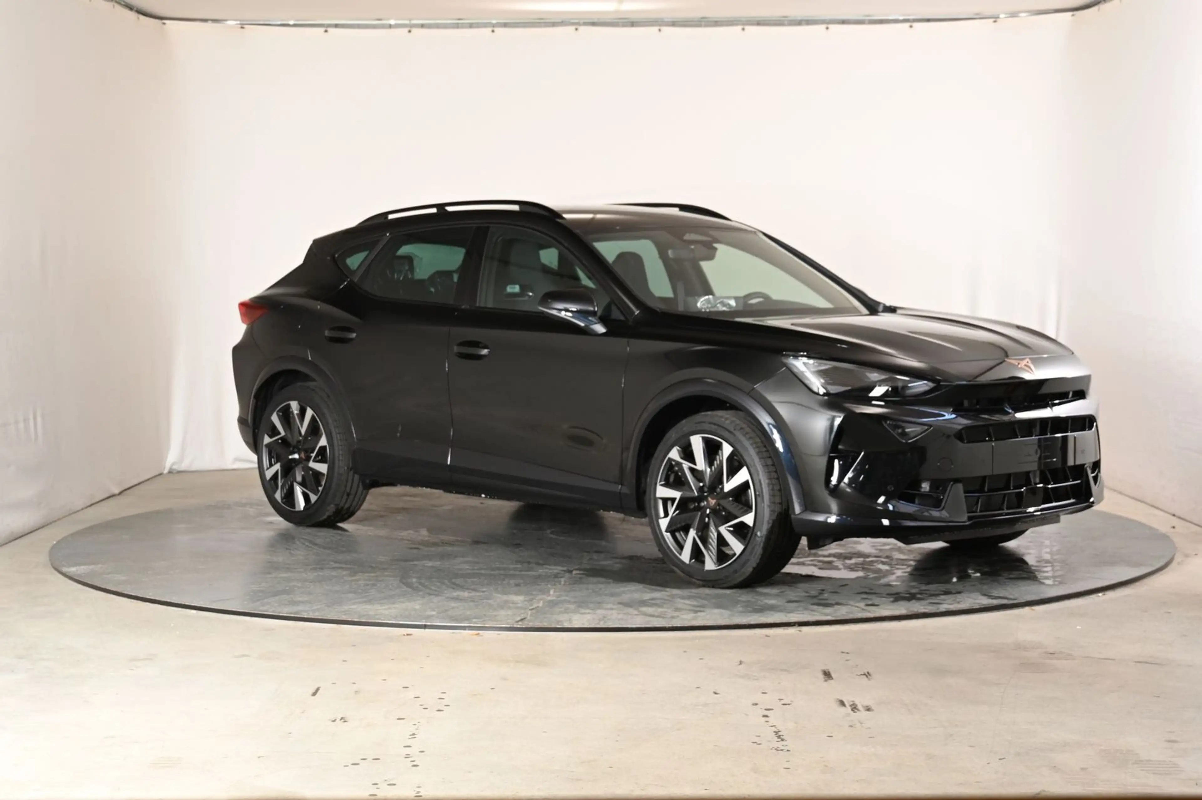 CUPRA Formentor VZ ACC|AHK|RFK|LED|Carplay|Klima|PD... — photo 7