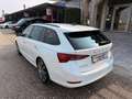 Skoda Octavia Combi 2,0 TDI 4x4 Style DSG/AHK/RFK/VIRTUAL-C./... Weiß - thumbnail 6