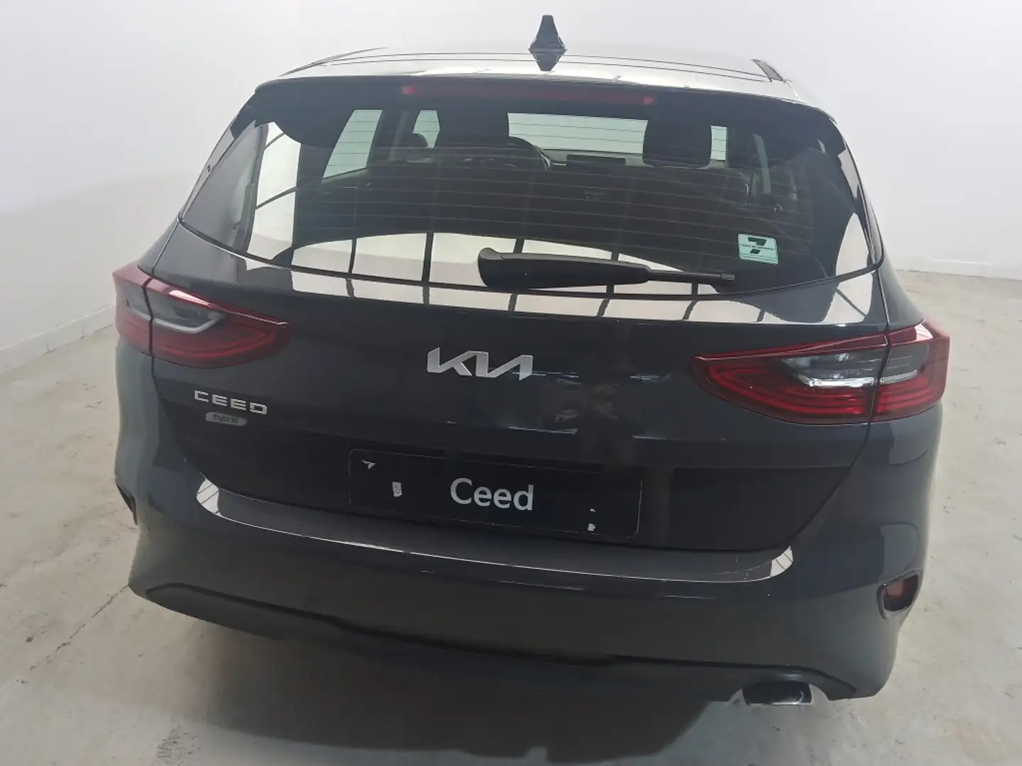 Kia Ceed / cee'd 1.0 MHEV Drive DCT 100 Gris - 2