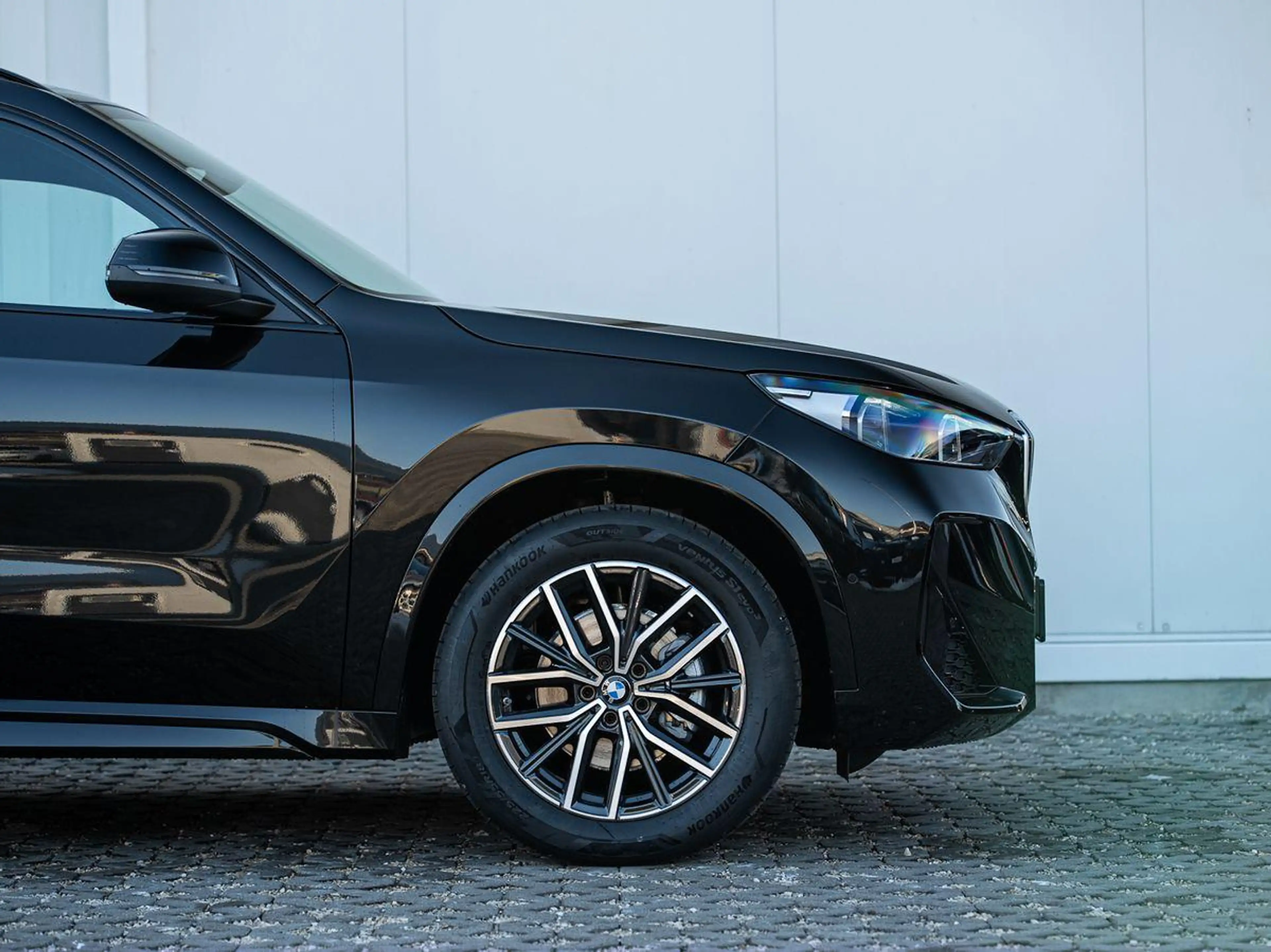 BMW X1 sDrive18d M-Sport AHK ACC aLED PANO KoZg Wire — photo 6