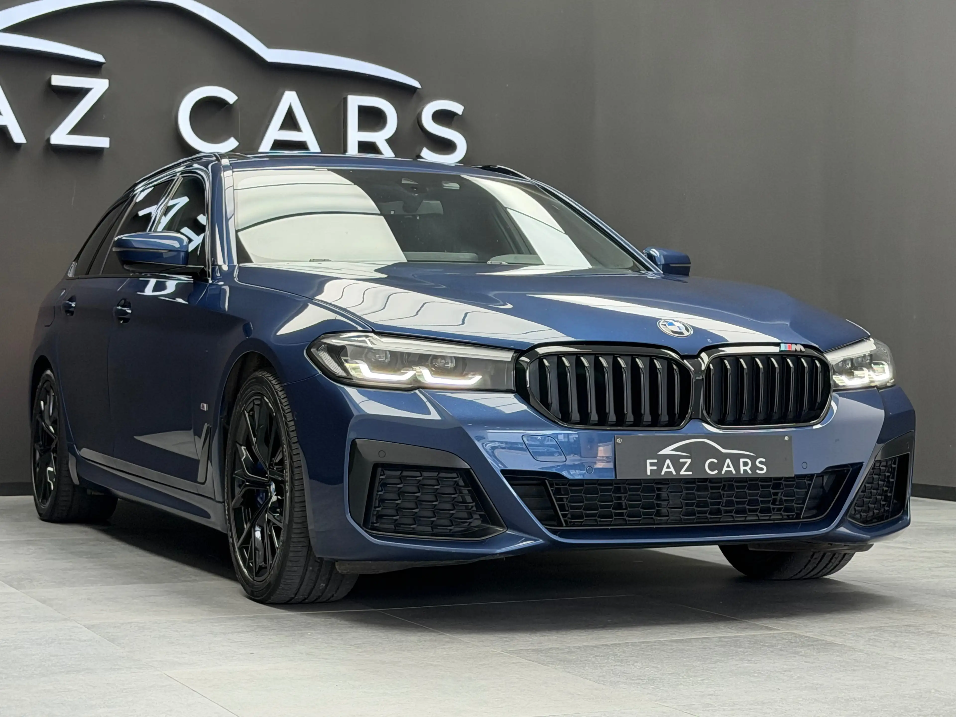 BMW 518 Touring dA * 1ER PROP + FACELIFT + PACK M + GARANTIE * — photo 4