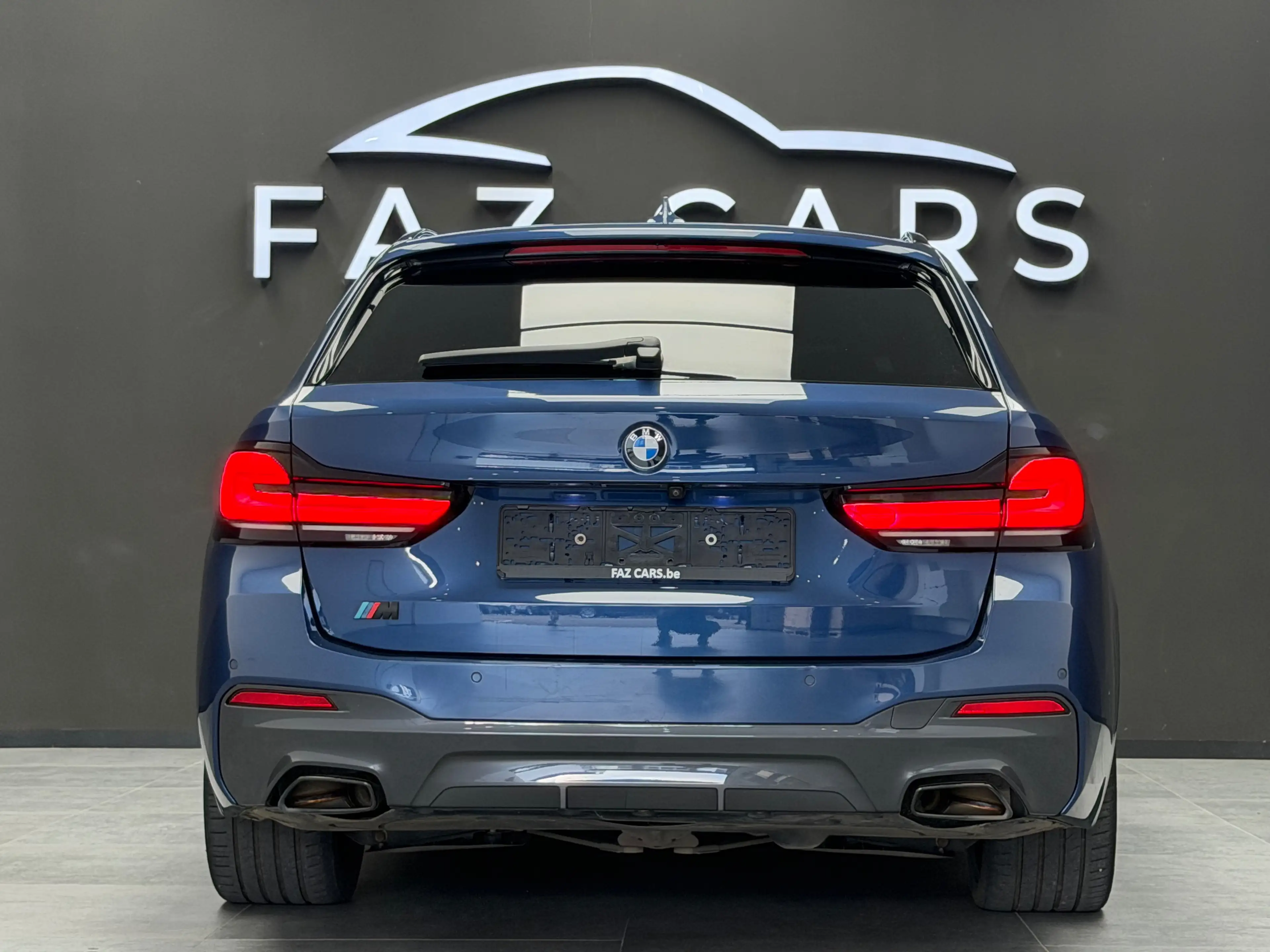 BMW 518 Touring dA * 1ER PROP + FACELIFT + PACK M + GARANTIE * — photo 6