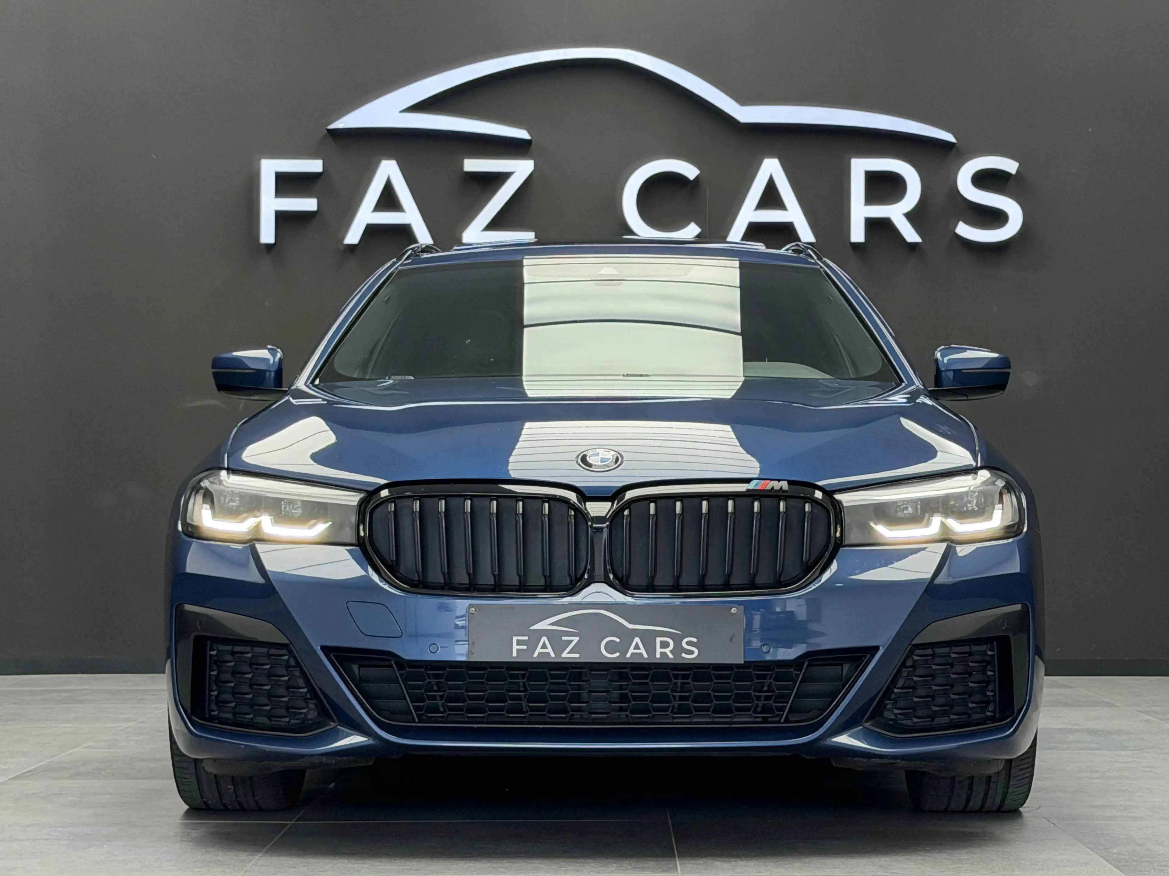 BMW 518 Touring dA * 1ER PROP + FACELIFT + PACK M + GARANTIE * — photo 3
