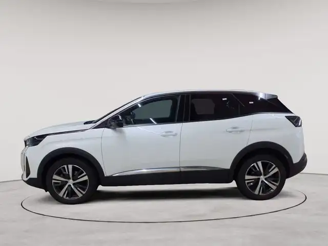Peugeot 3008 view 6