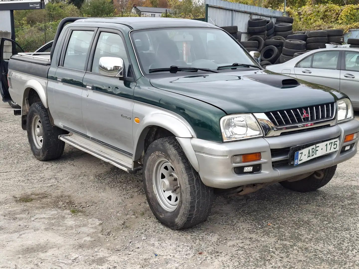 Mitsubishi L200 2.5 Turbo int. Groen - 2