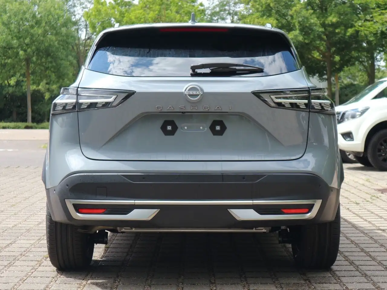 Nissan Qashqai 1.3DIG-T MHEV 158PS TEKNA 4x4 Navi Pano 6
