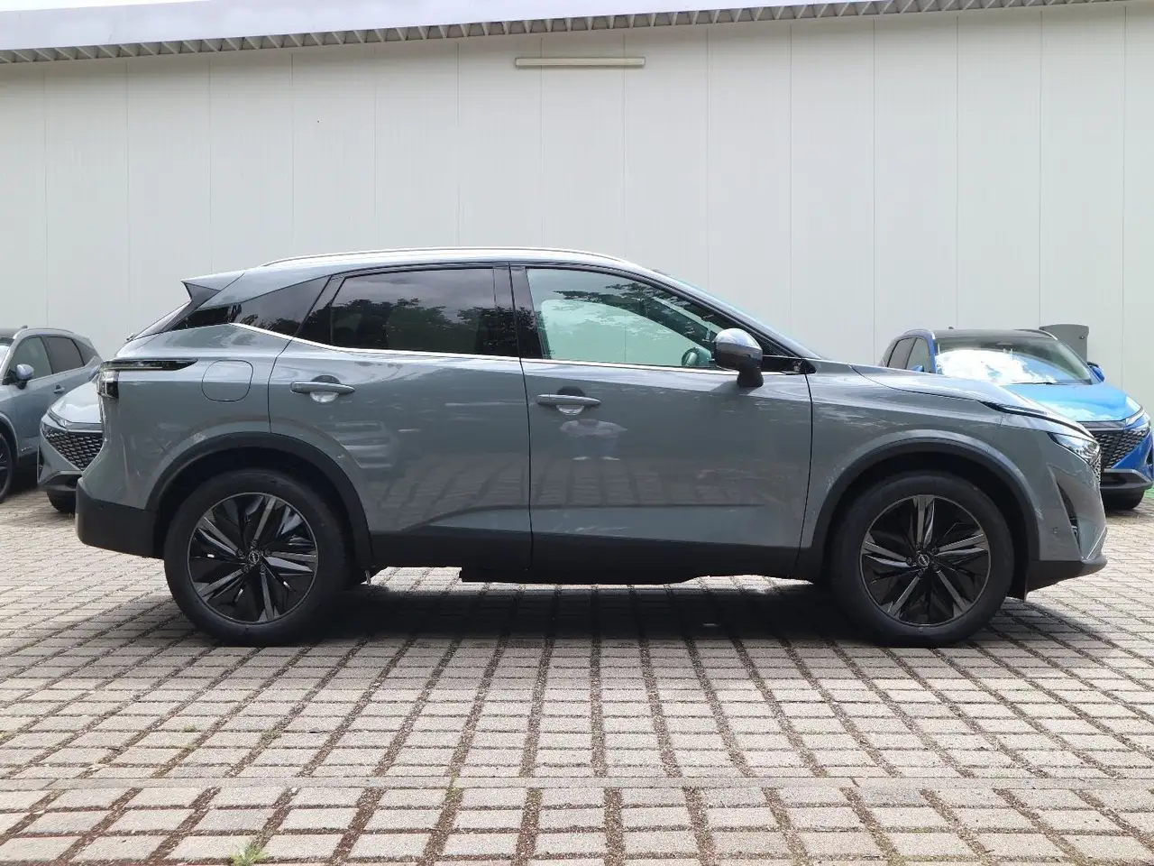 Nissan Qashqai 1.3DIG-T MHEV 158PS TEKNA 4x4 Navi Pano 8
