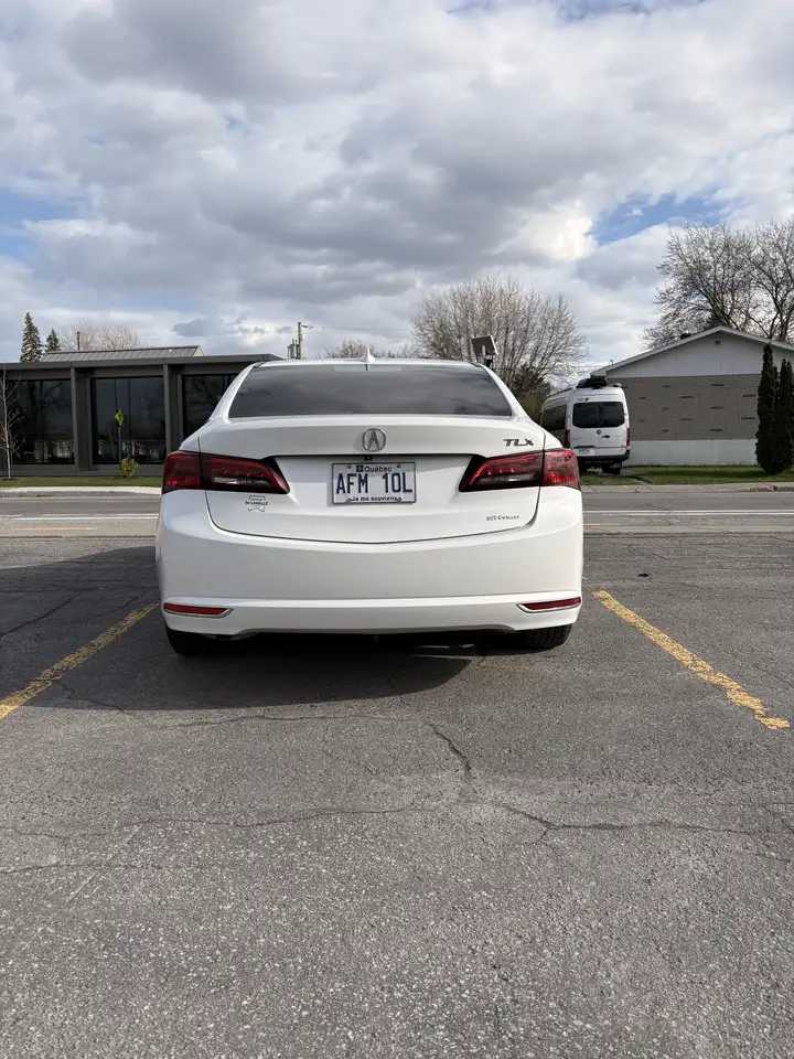 Acura TLX снимка Acura TLX