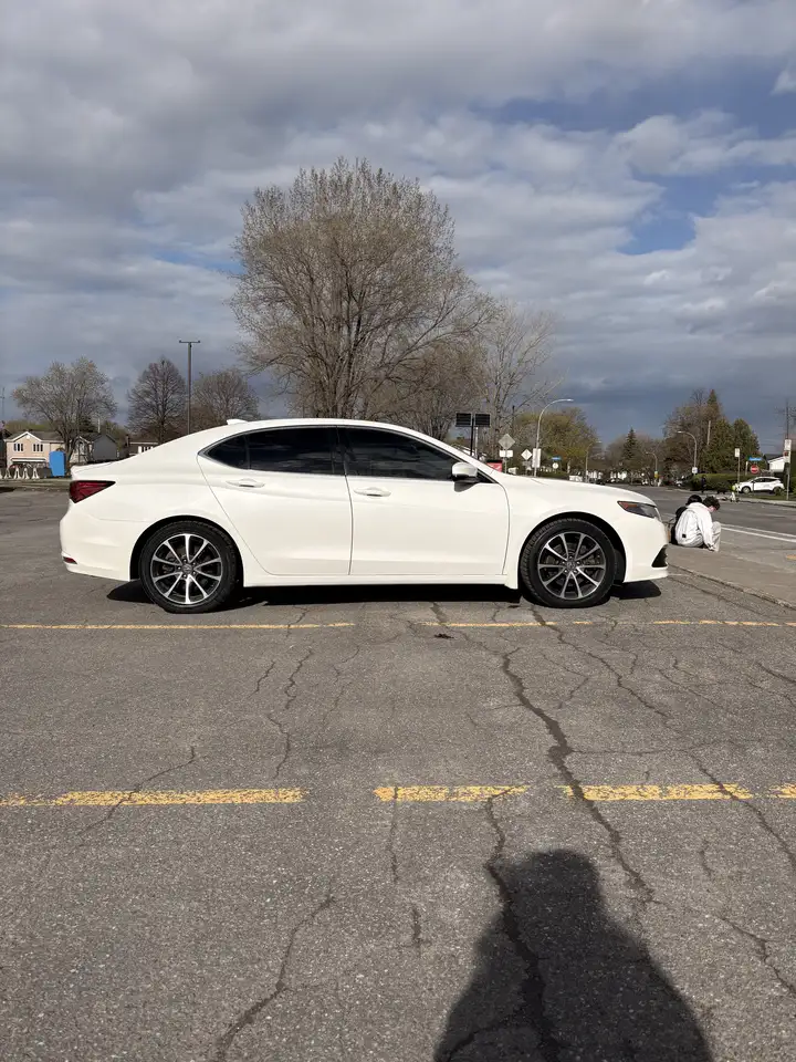 Acura TLX снимка Acura TLX