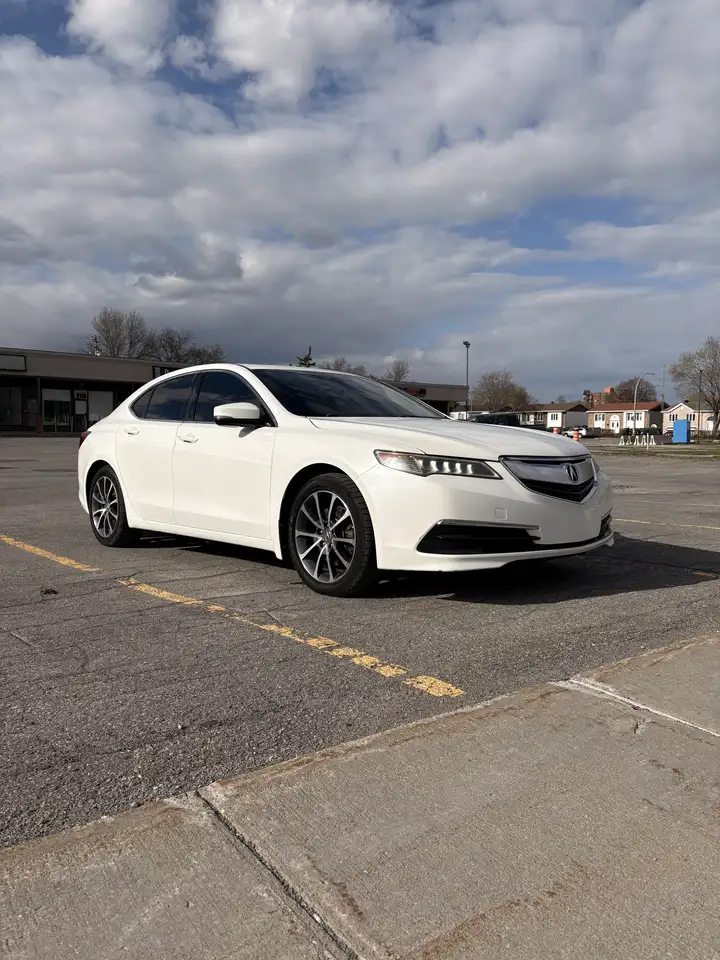 Acura TLX снимка Acura TLX