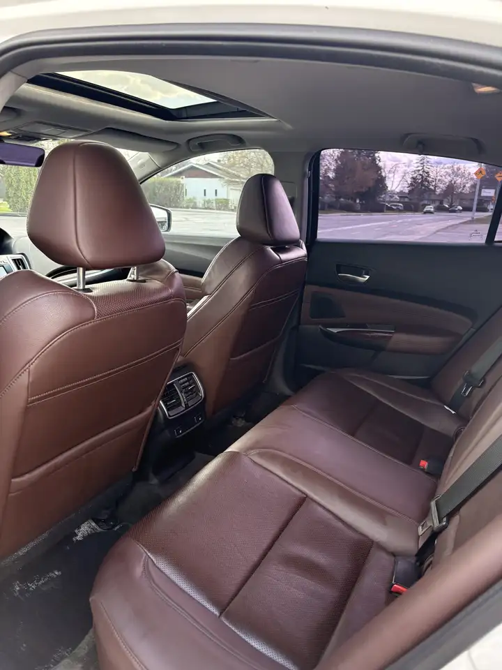 Acura TLX снимка Acura TLX