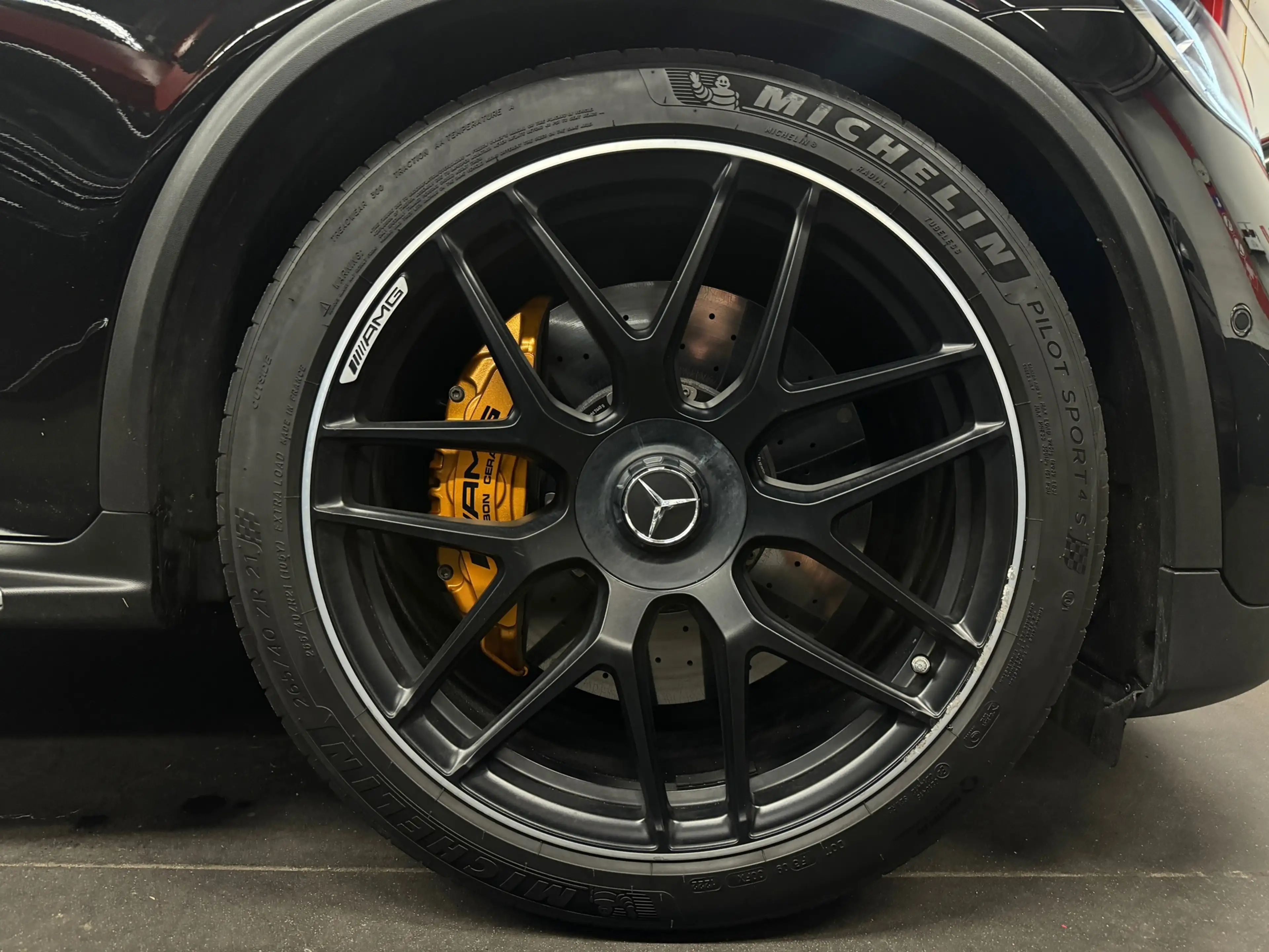 Mercedes-Benz GLC 63 AMG S 4M+ Pano|Ceramic|Memory — photo 13