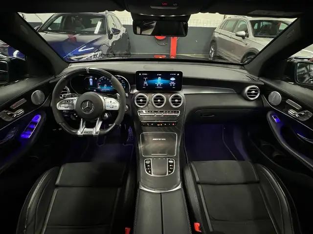 Mercedes-Benz GLC view 4