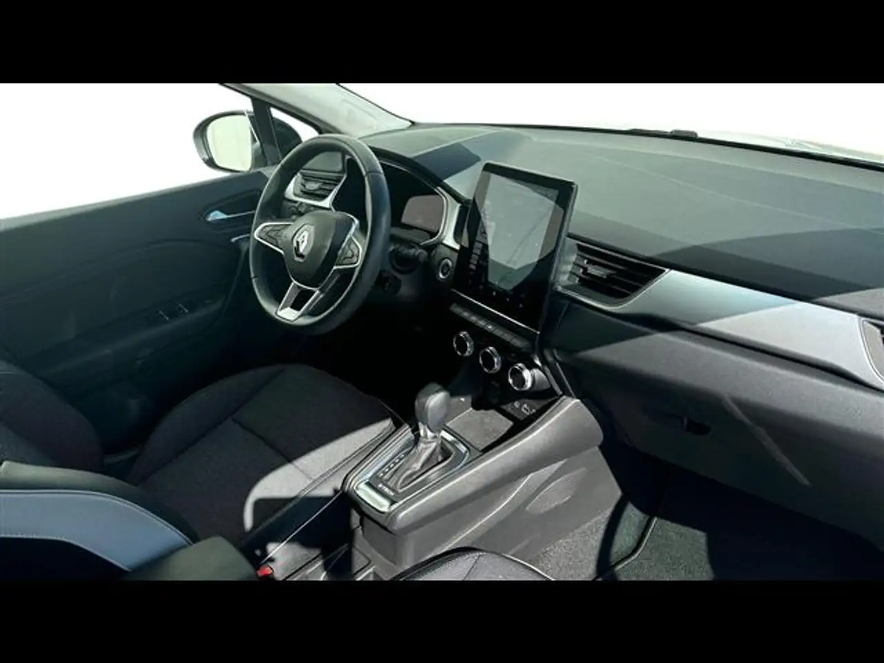 Renault Captur 1.6 E-Tech full hybrid Techno 145cv auto 6