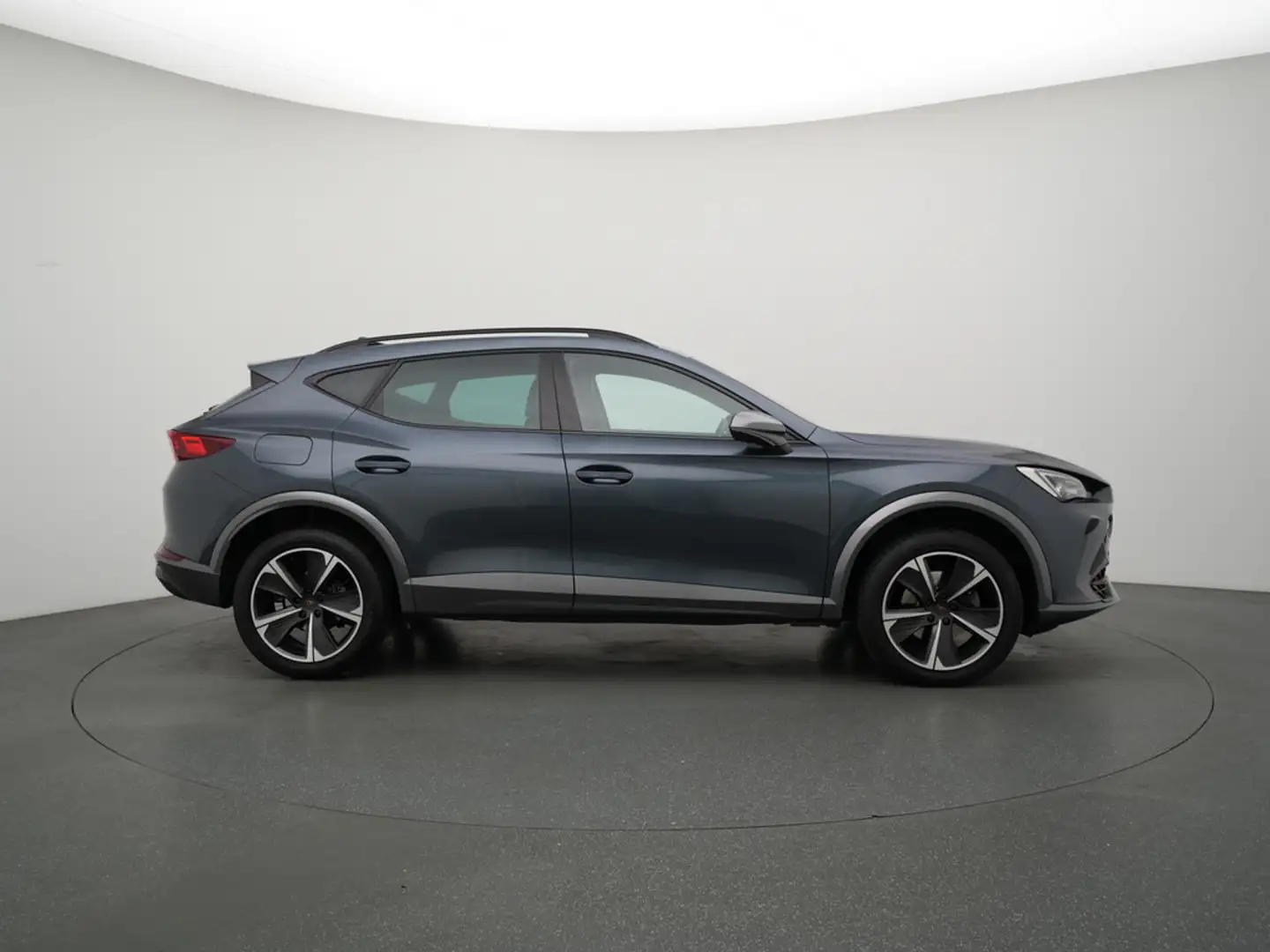 CUPRA Formentor DSG ACC VIRT LEDER LED SHZ PORT NAV Grigio - 2