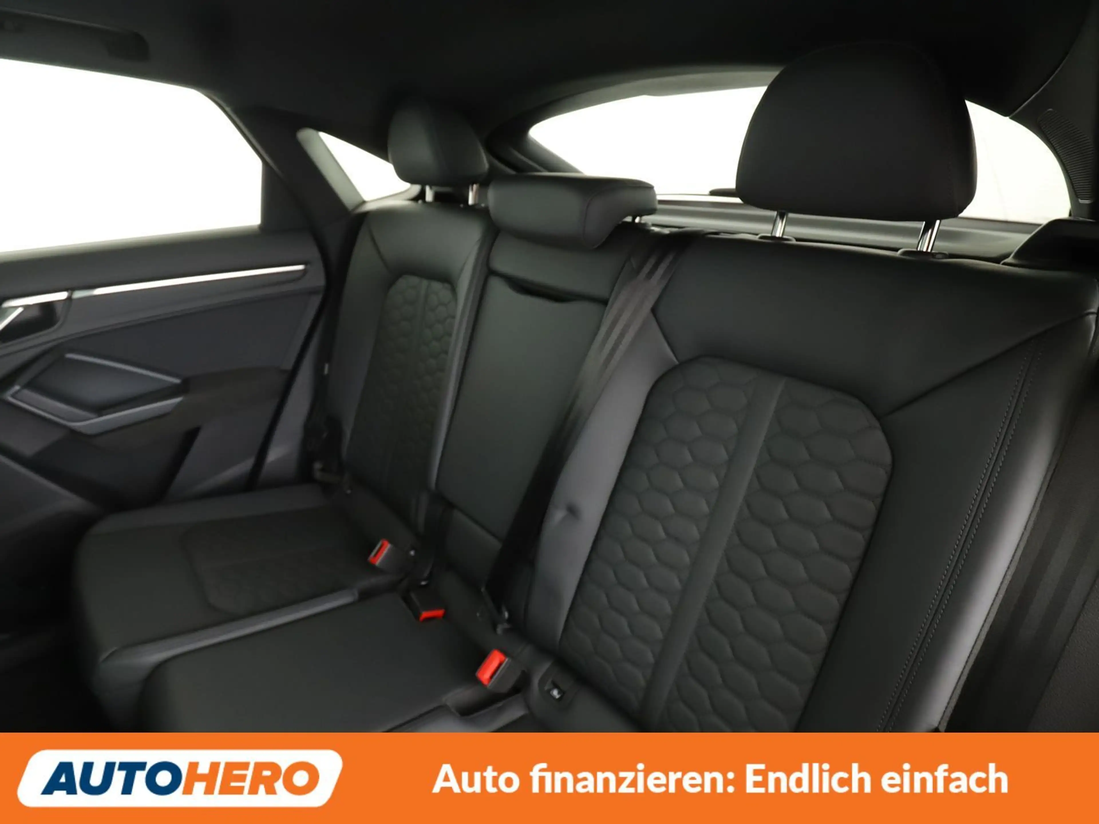 Audi RS Q3 2.5 TFSI quattro Aut.*NAVI*360*ACC*SHZ* — photo 14