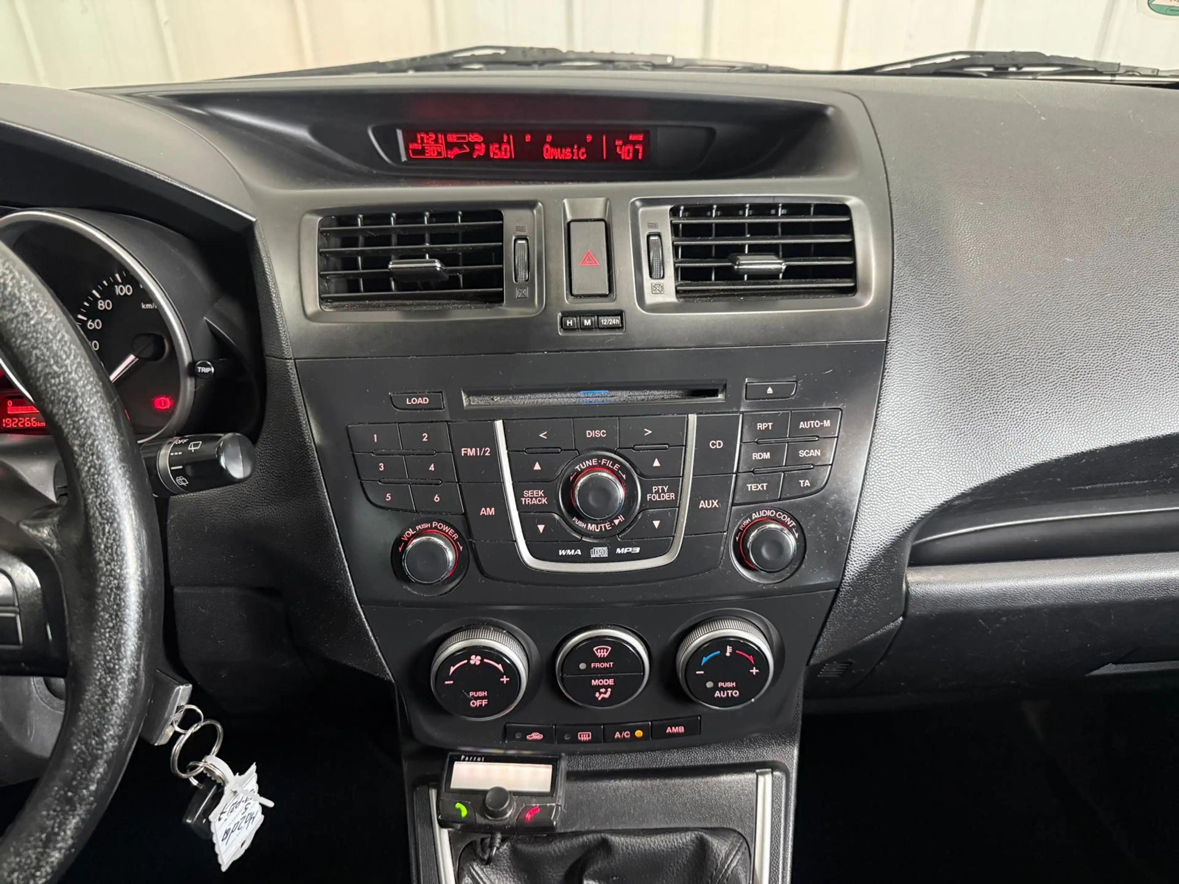 Mazda 5 1.8 TS+ | Nieuw APK | Airco | Trekhaak | NAP — photo 12