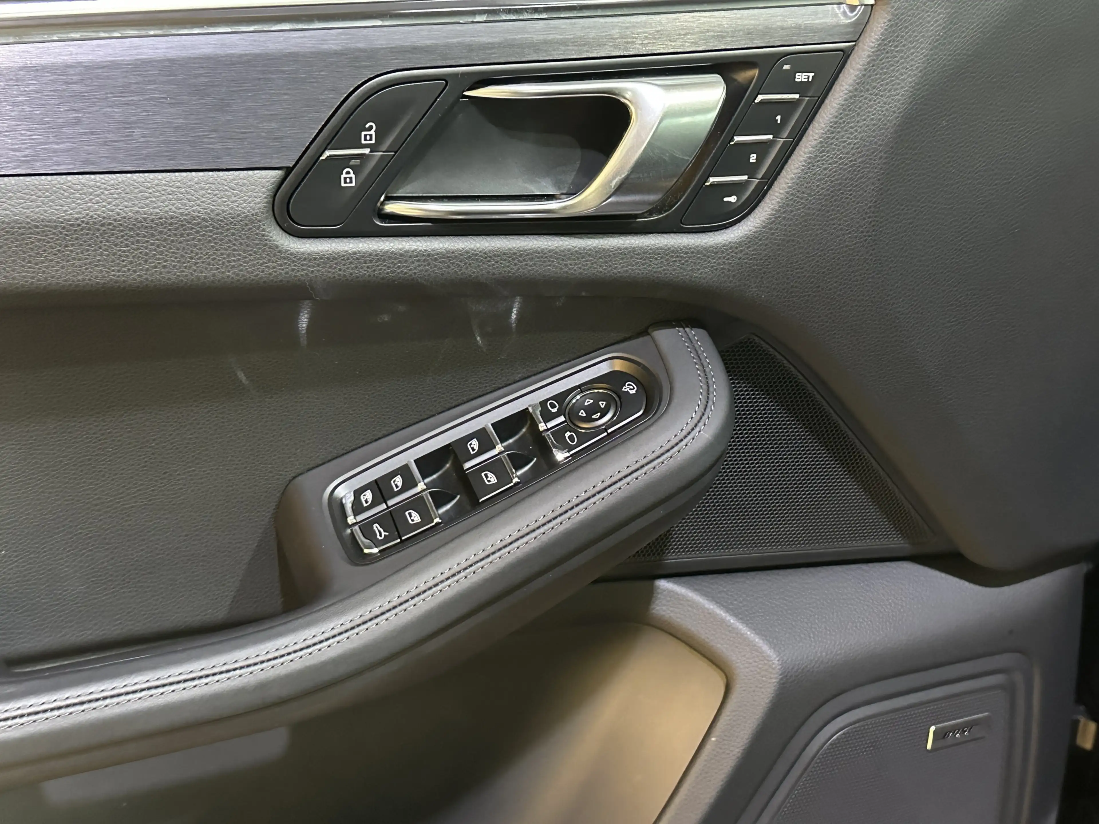 Porsche Macan GTS Pano BOSE Leder Memory Luftfeder. AHK — photo 14