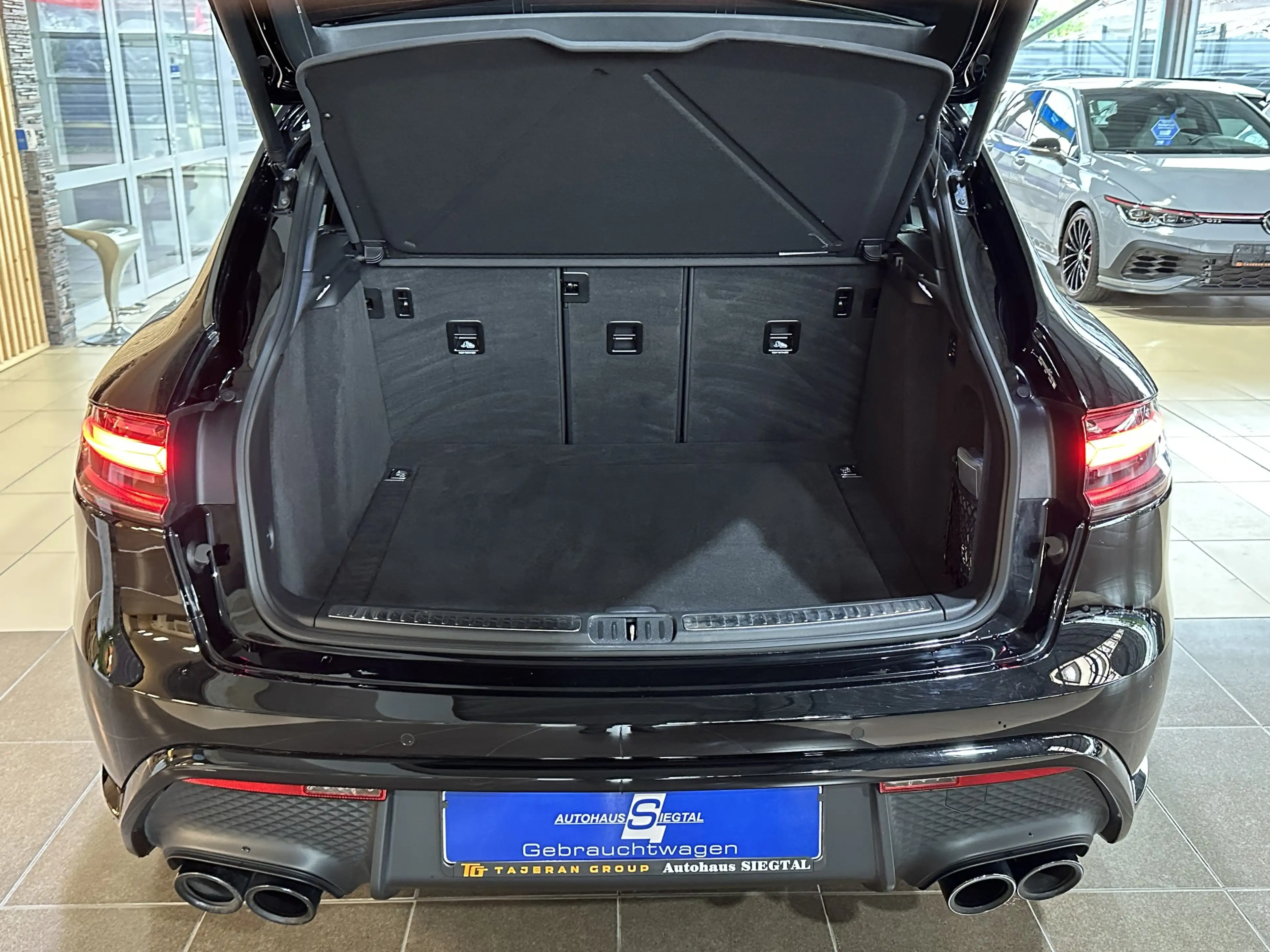 Porsche Macan GTS Pano BOSE Leder Memory Luftfeder. AHK — photo 6