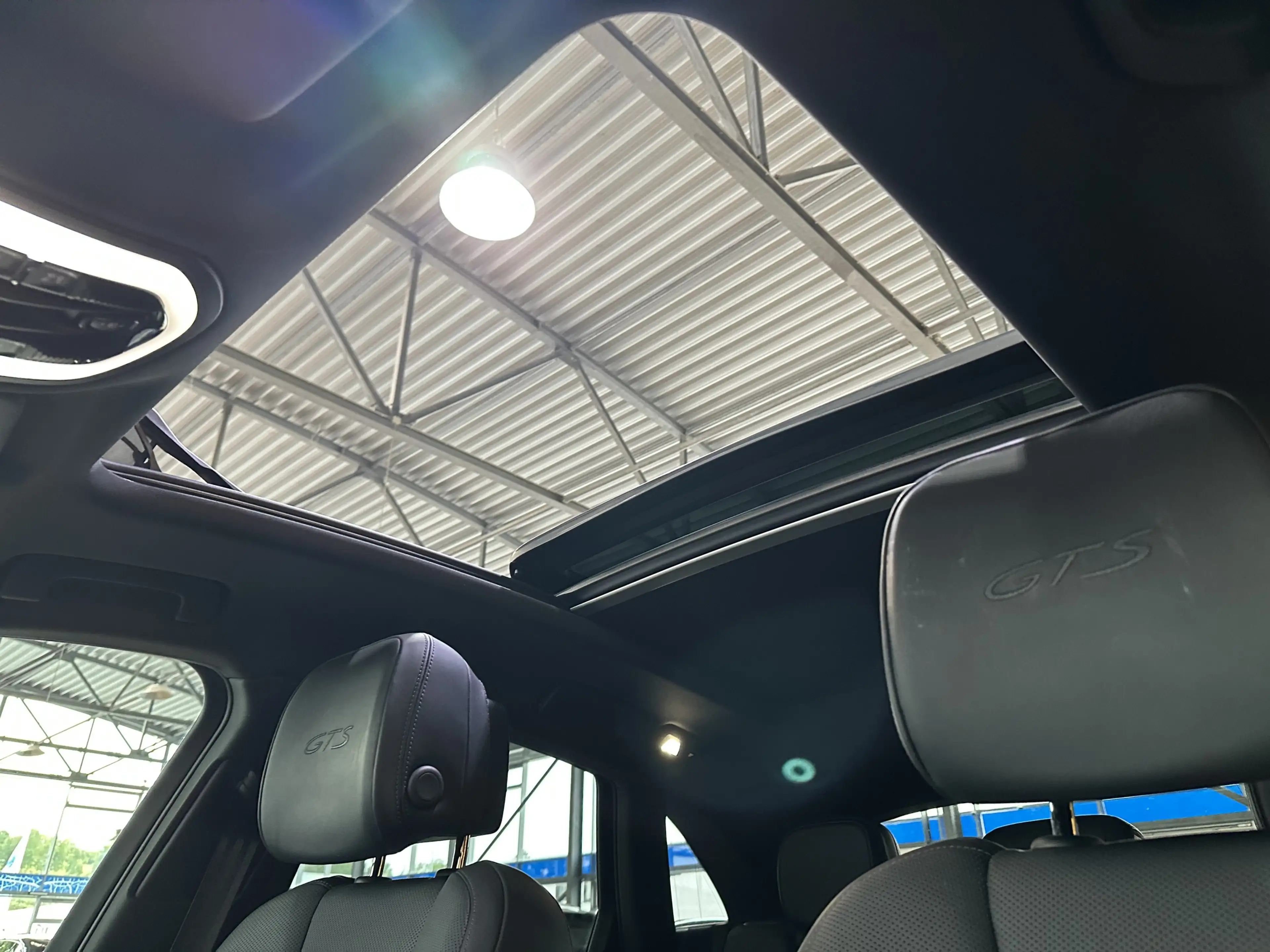 Porsche Macan GTS Pano BOSE Leder Memory Luftfeder. AHK — photo 13