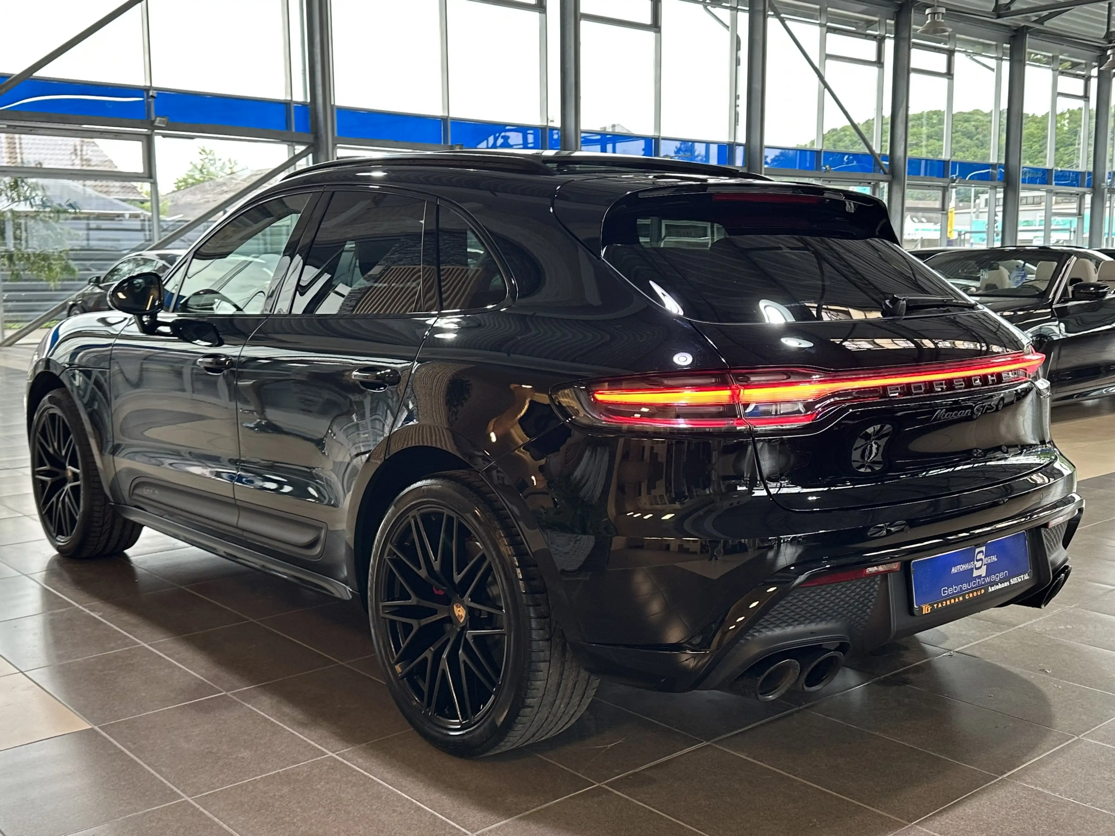 Porsche Macan GTS Pano BOSE Leder Memory Luftfeder. AHK — photo 4