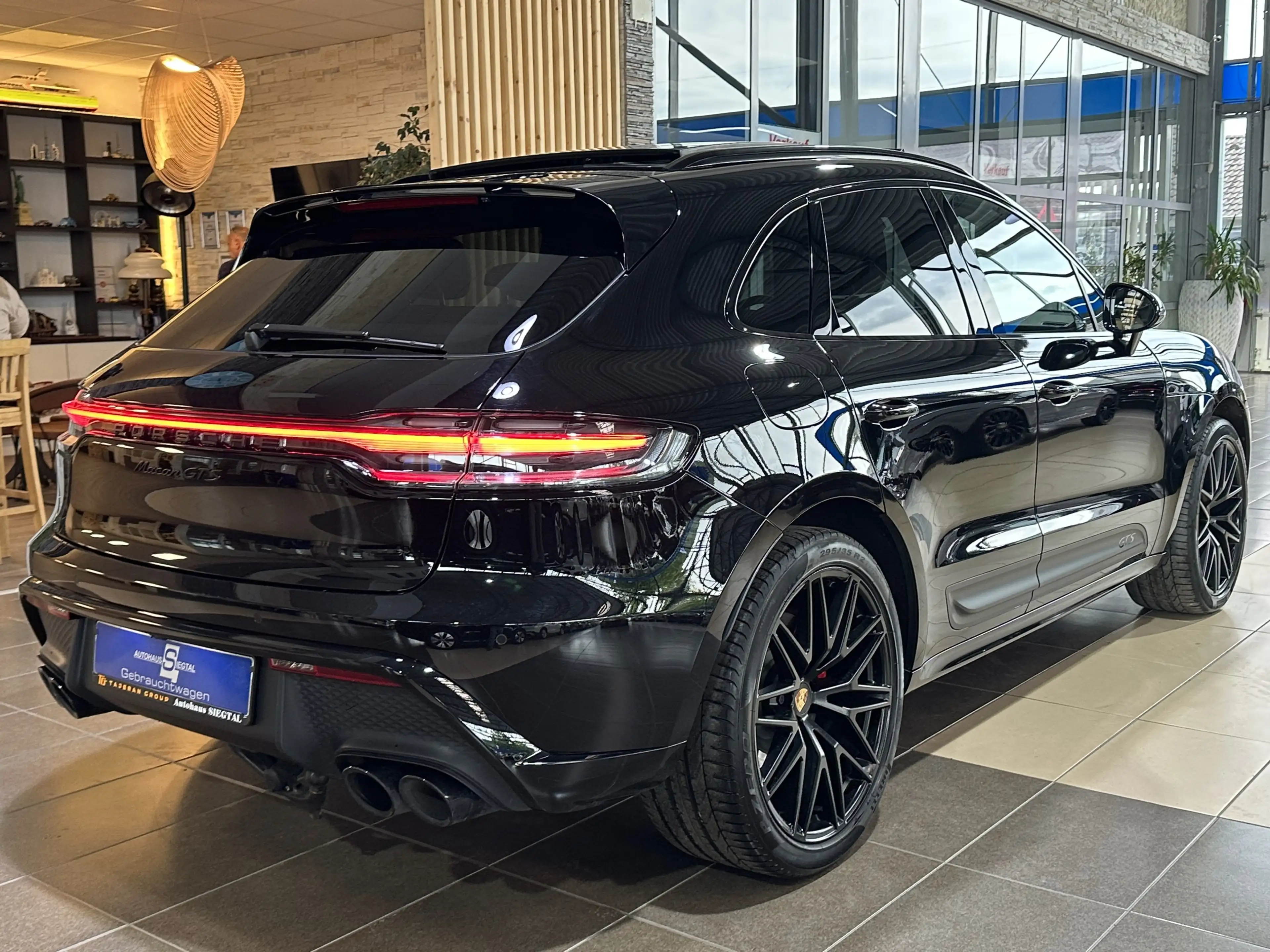 Porsche Macan GTS Pano BOSE Leder Memory Luftfeder. AHK — photo 10