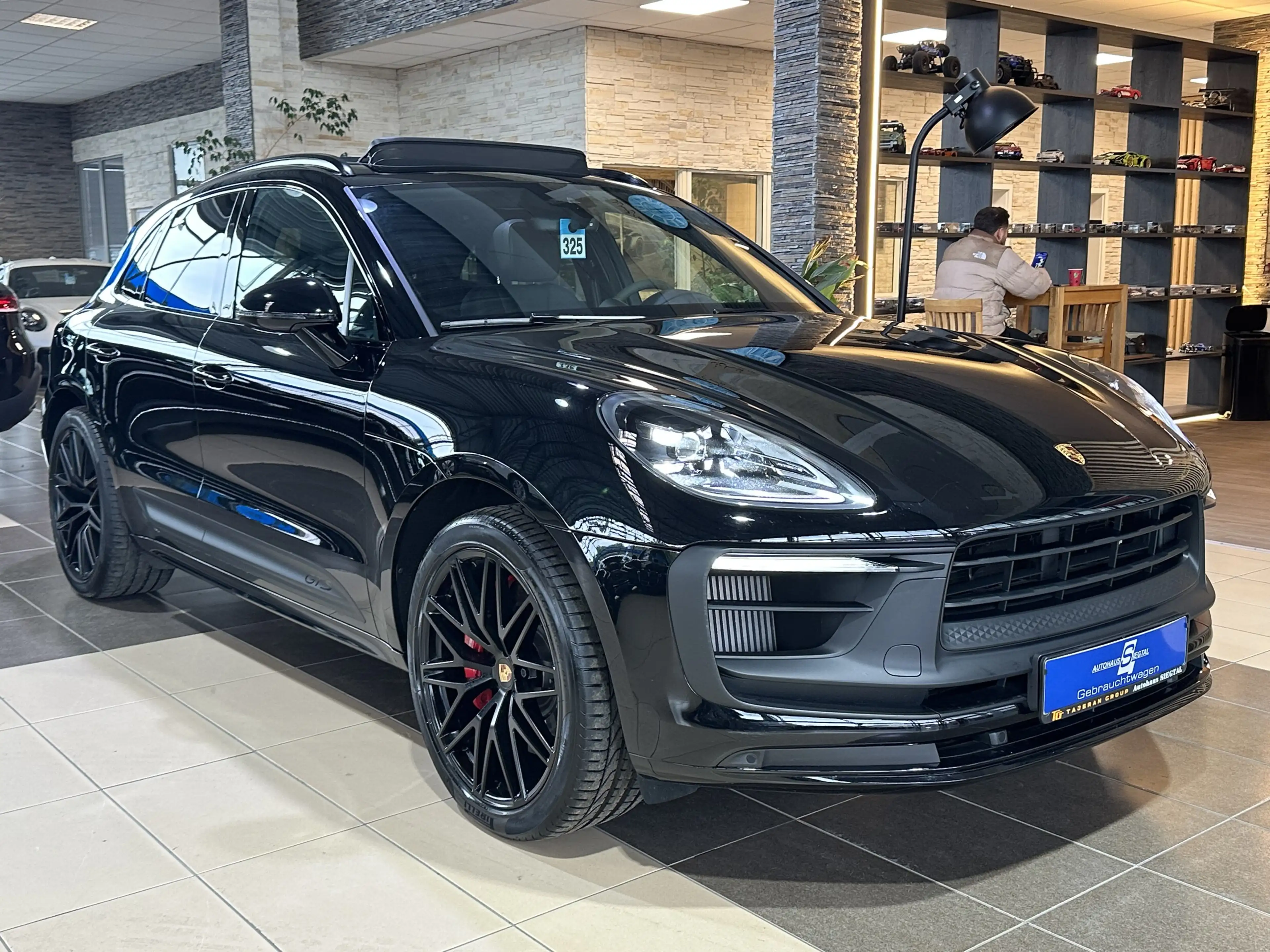 Porsche Macan GTS Pano BOSE Leder Memory Luftfeder. AHK