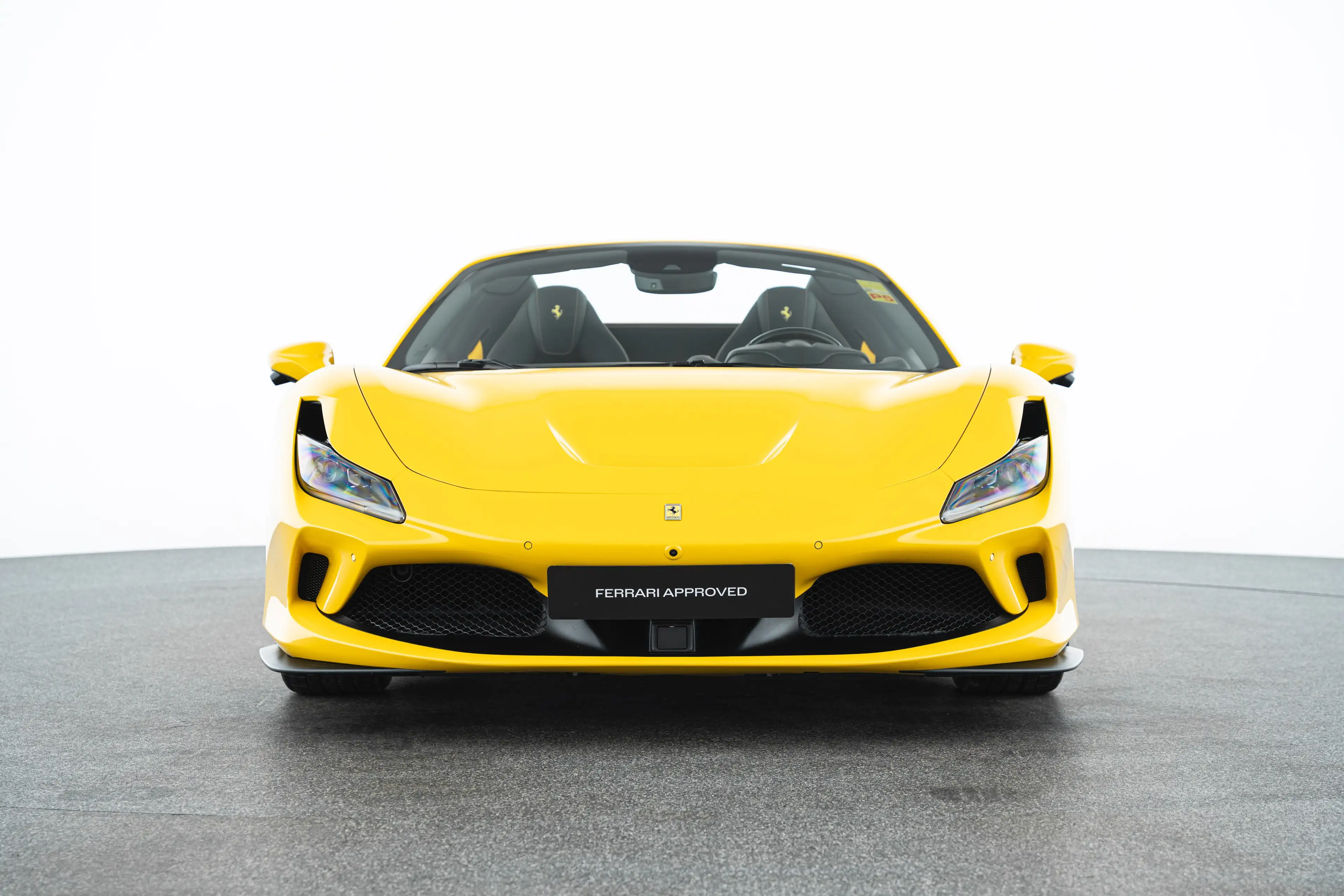 Ferrari F8 Spider — photo 2