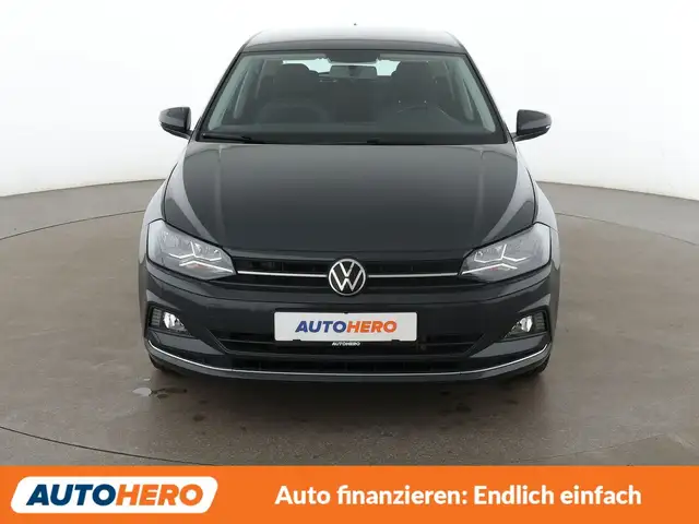 Volkswagen Polo view 9