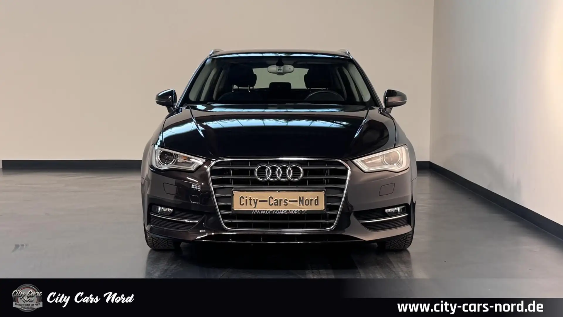 Audi A3 Sportback TEMPO-SHZ-XENON-PDC Brun - 2