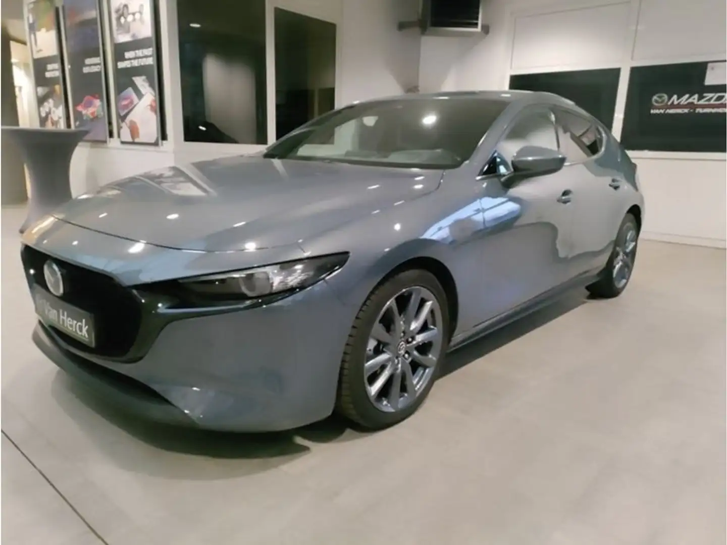 Mazda 3 SKYACTIV-G SkyDrive AUT Grigio - 1
