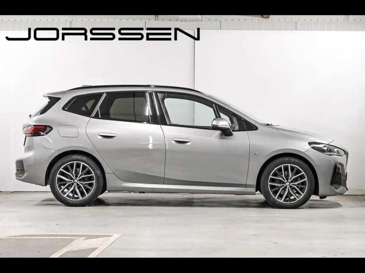 BMW 218 Active Tourer, миниатюра 3