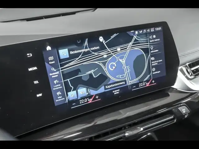 BMW 2 Series view 13