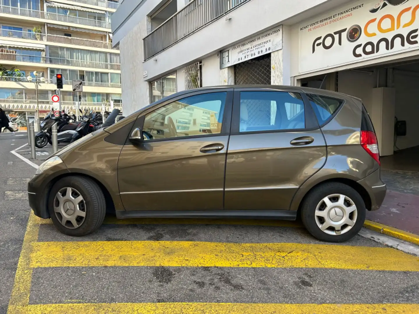 Mercedes-Benz A 180 180 CDI CLASSIC CONTACT Brun - 2