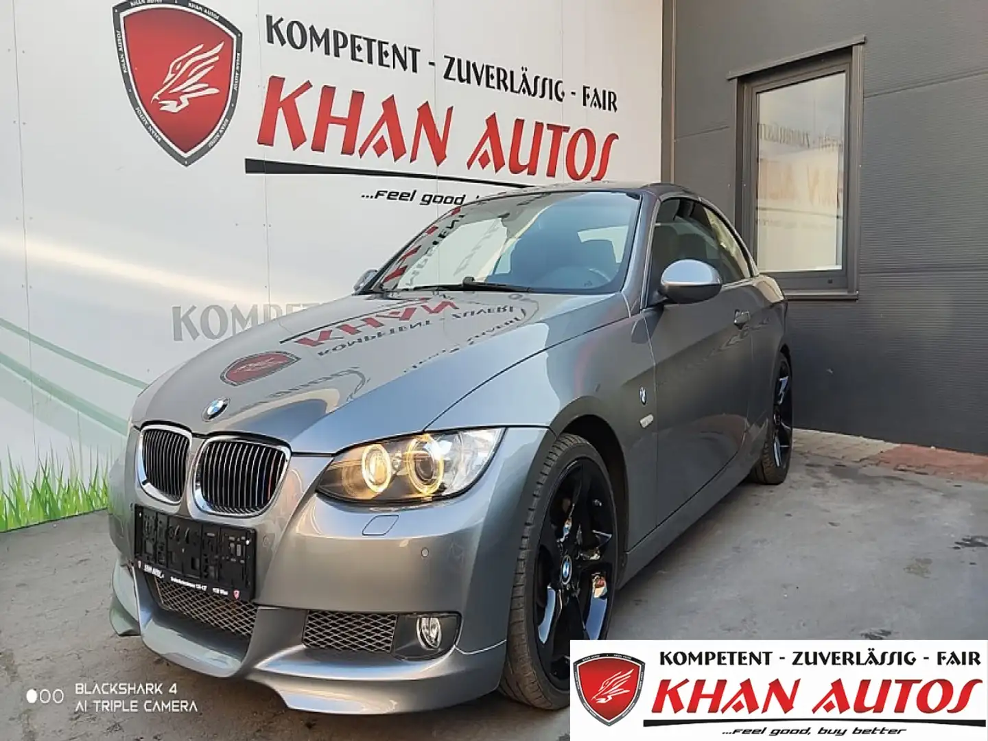 BMW 335 i Cabrio *M-Paket*Navi*Bi-Xenon* Grau - 1